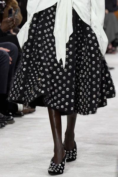 Look 35
